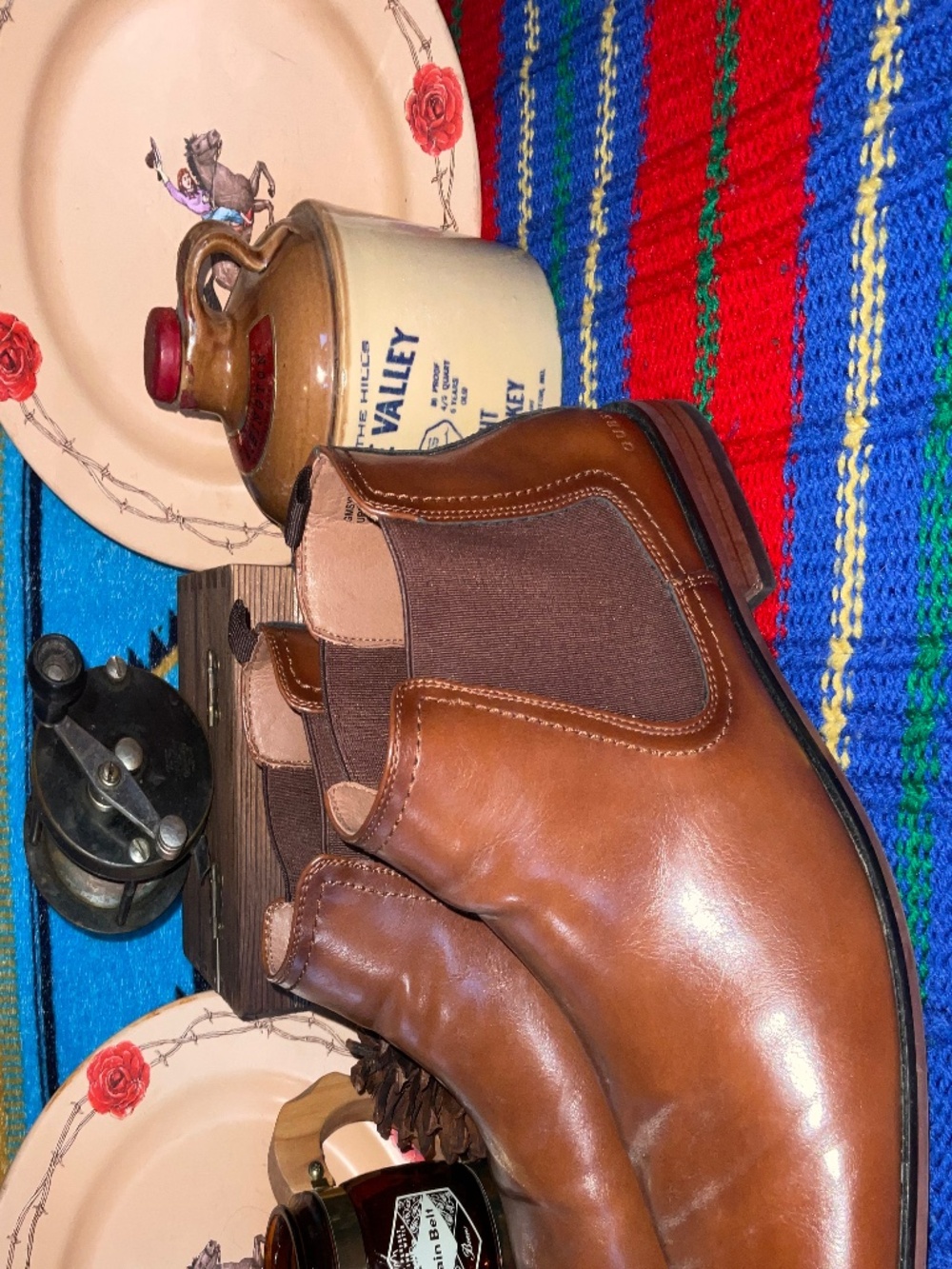 Guess Chelsea Boots- 🤠 Gitty Up! 🌵 Western & Sleek-Size:10.5